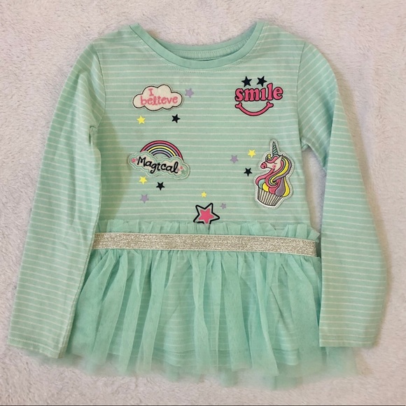 Matching set of 2 outfits - Picture 2 of 7